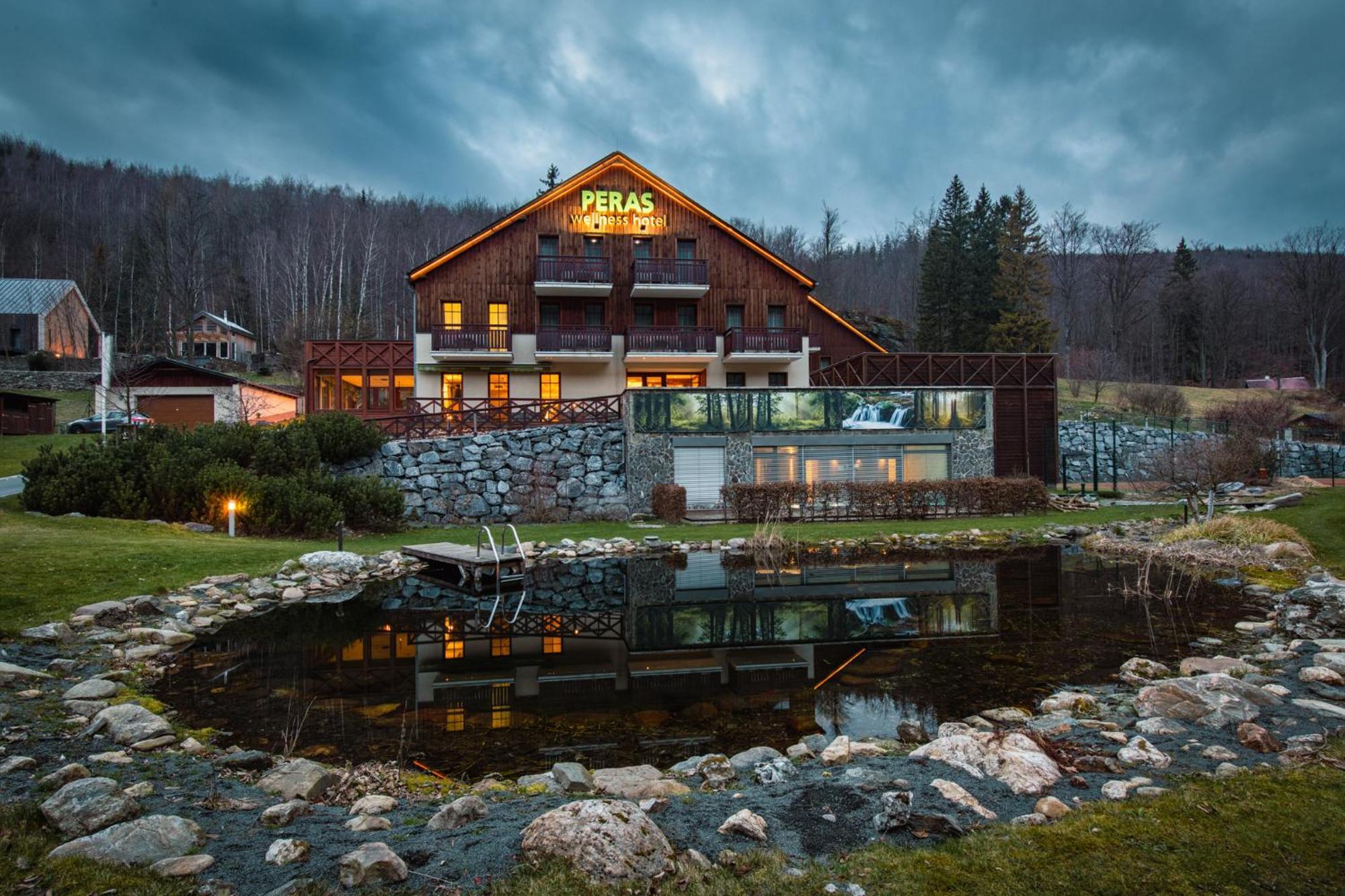 Peras Wellness Hotel Ludvíkov Zewnętrze zdjęcie