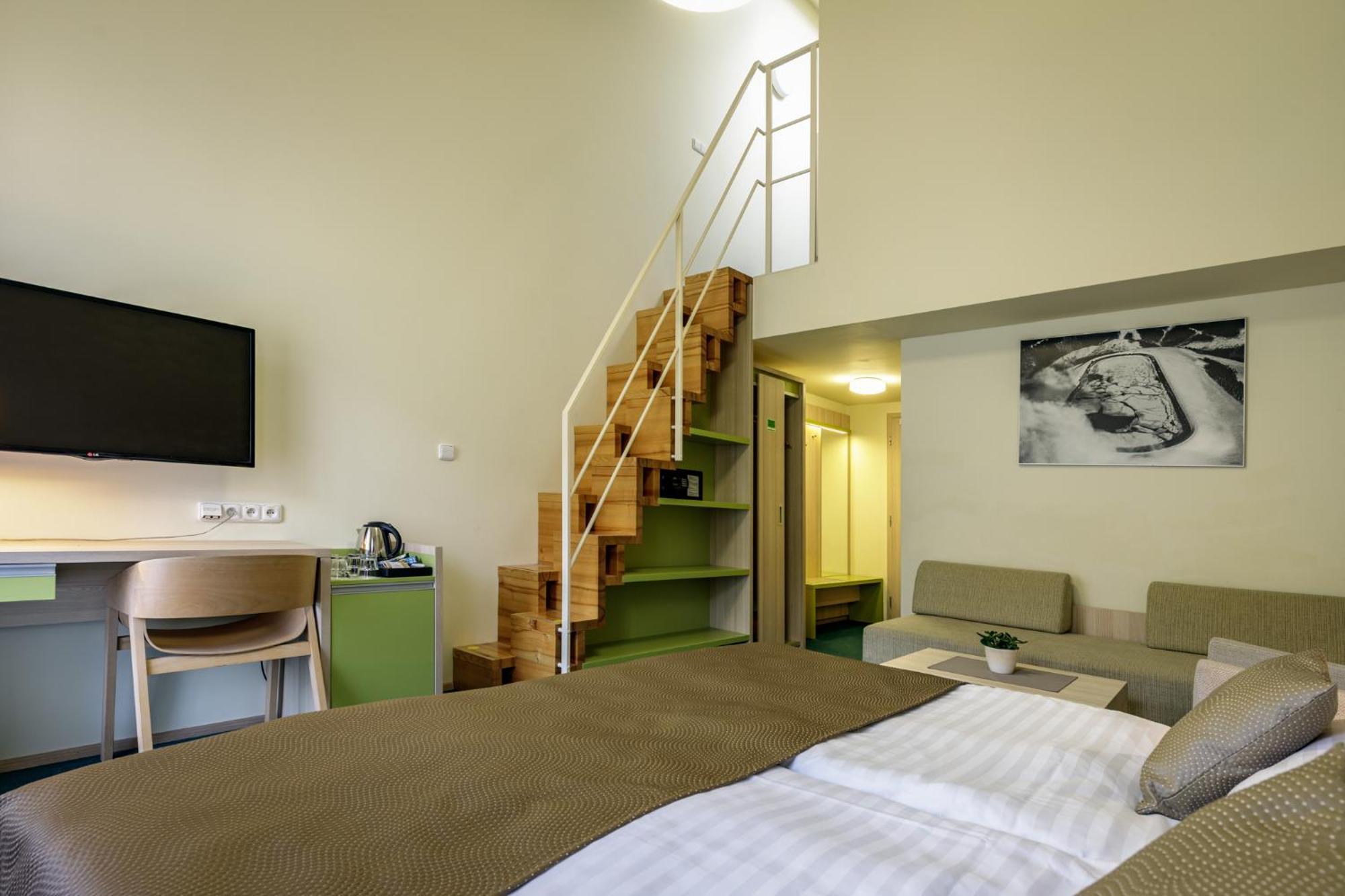 Peras Wellness Hotel Ludvíkov Zewnętrze zdjęcie