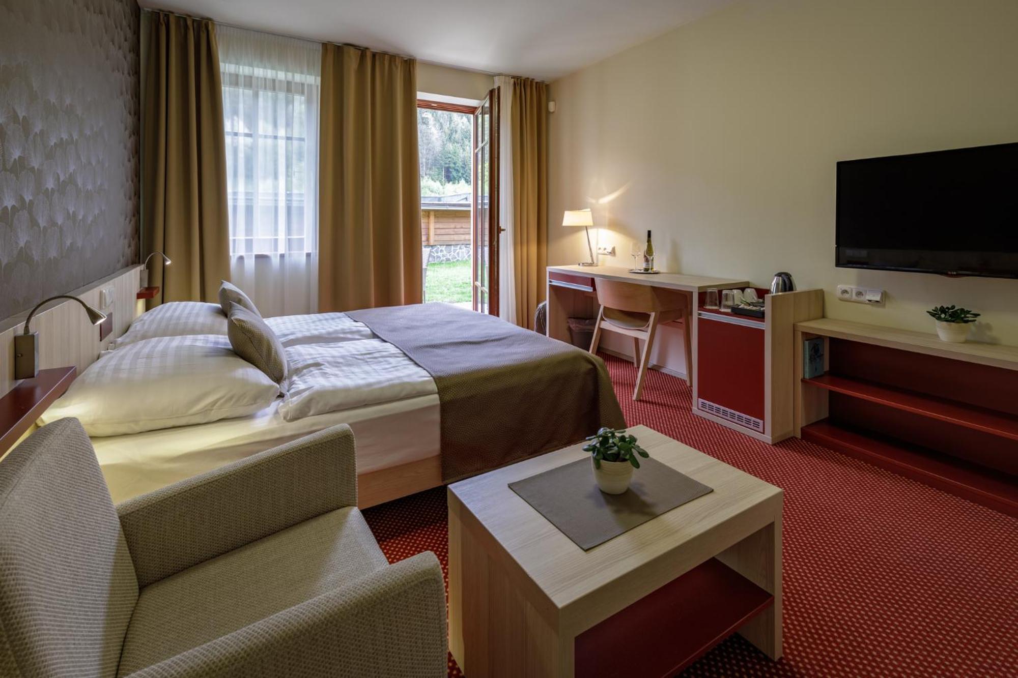 Peras Wellness Hotel Ludvíkov Zewnętrze zdjęcie