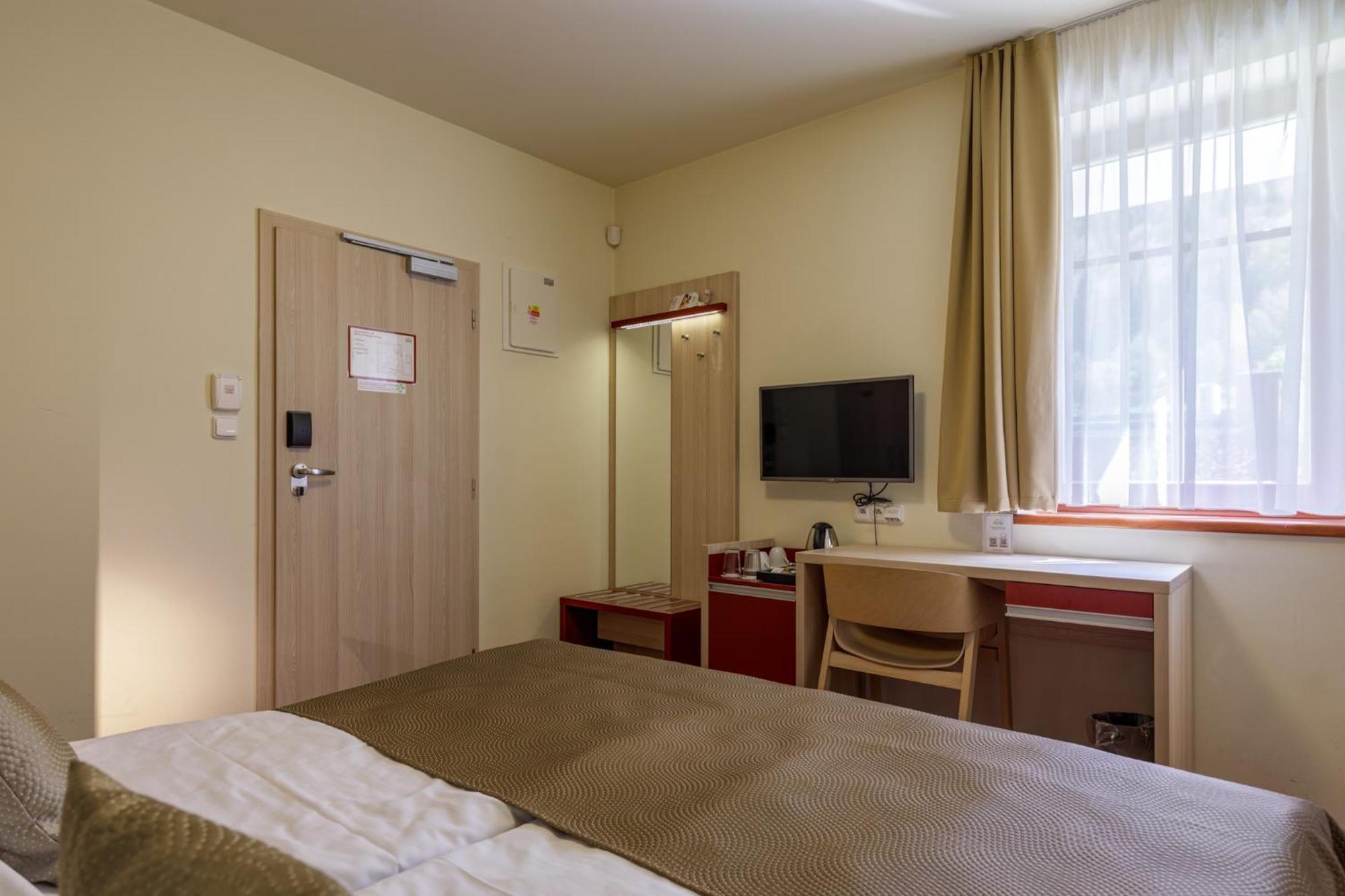 Peras Wellness Hotel Ludvíkov Zewnętrze zdjęcie