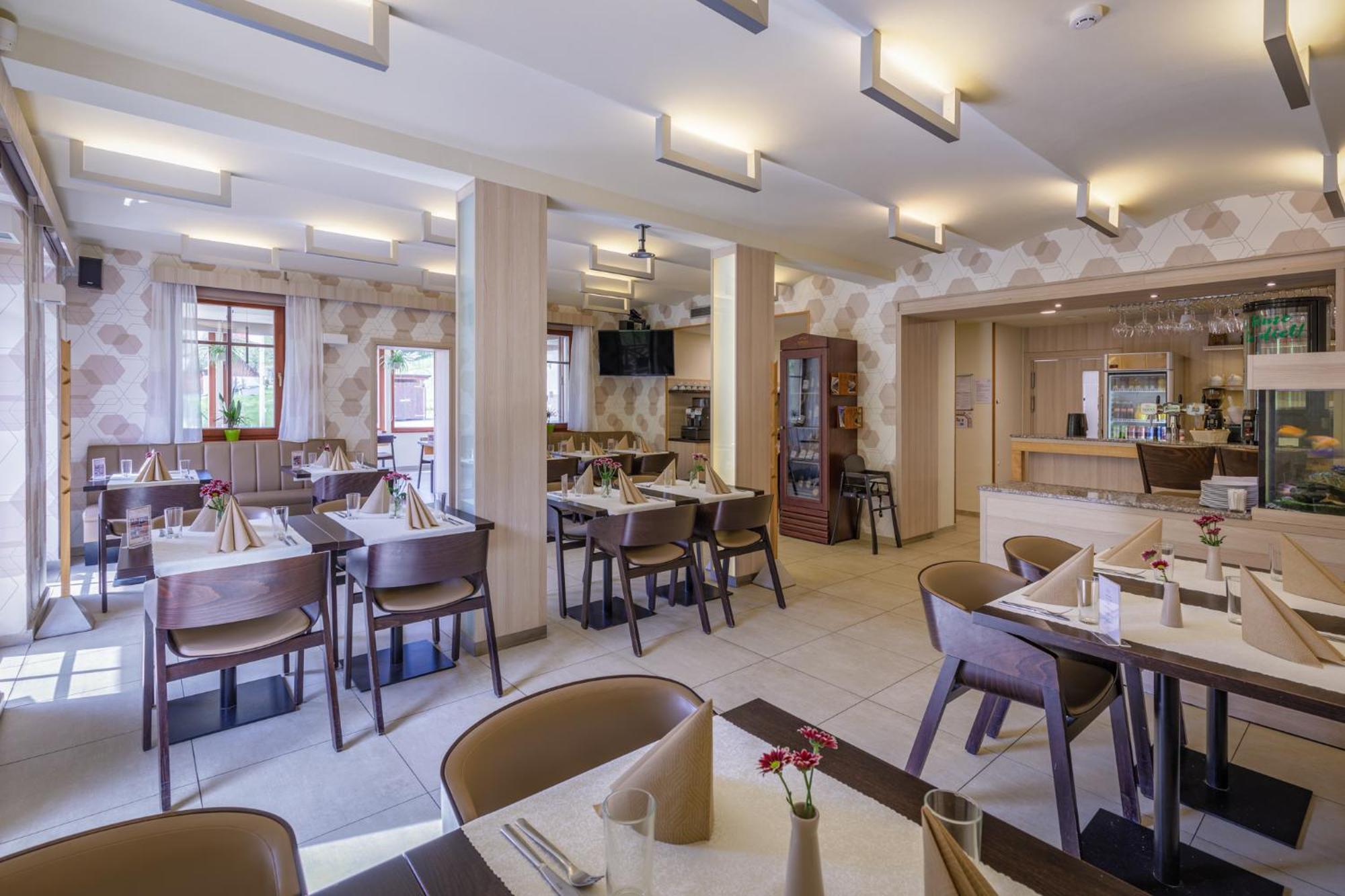Peras Wellness Hotel Ludvíkov Zewnętrze zdjęcie