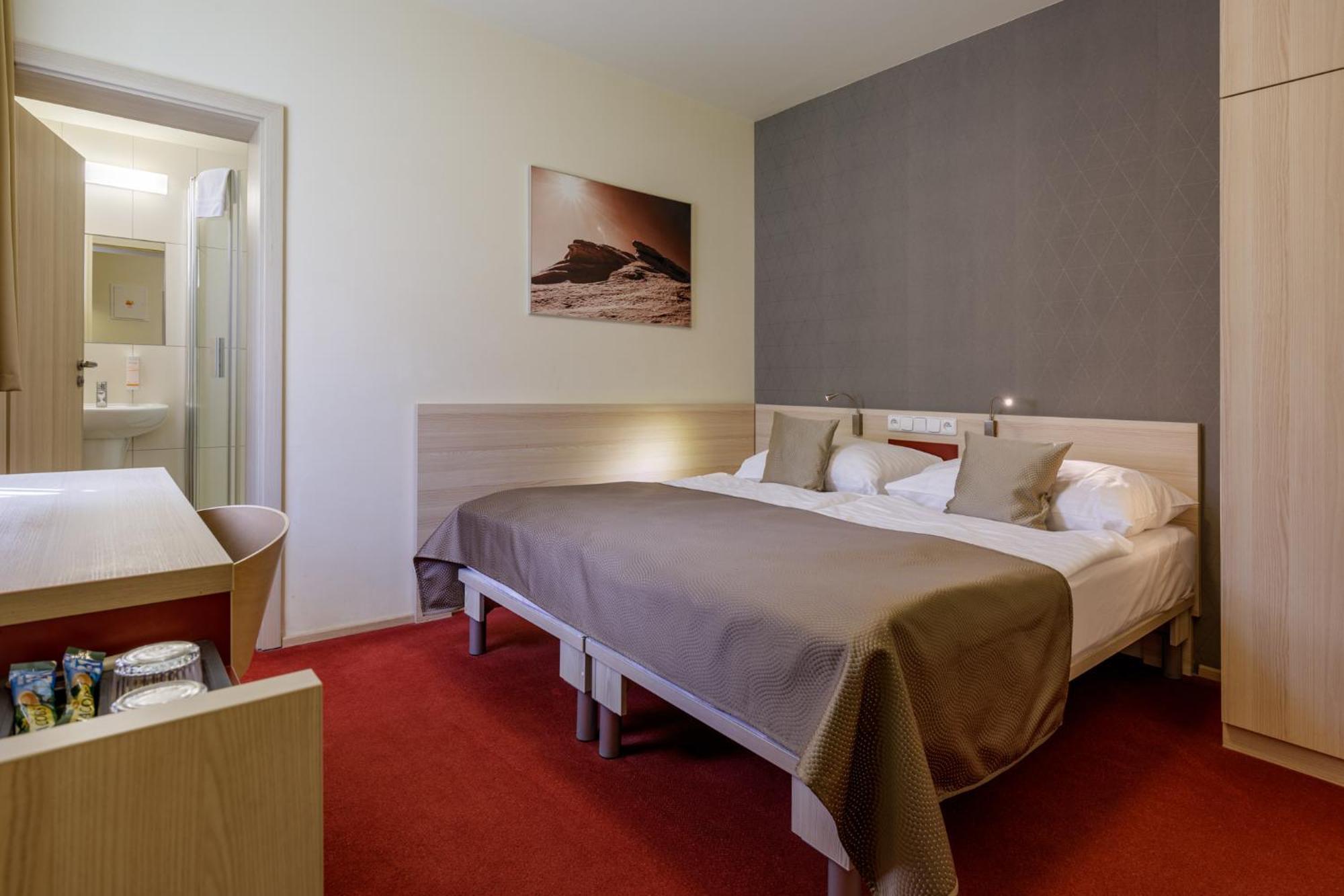 Peras Wellness Hotel Ludvíkov Zewnętrze zdjęcie