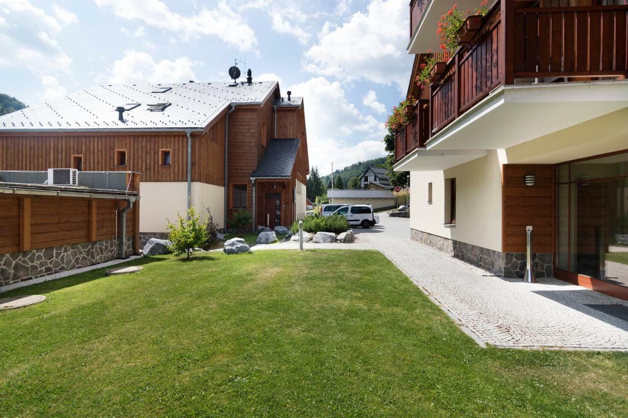 Peras Wellness Hotel Ludvíkov Zewnętrze zdjęcie